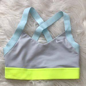 NWOT Nike sports bra!